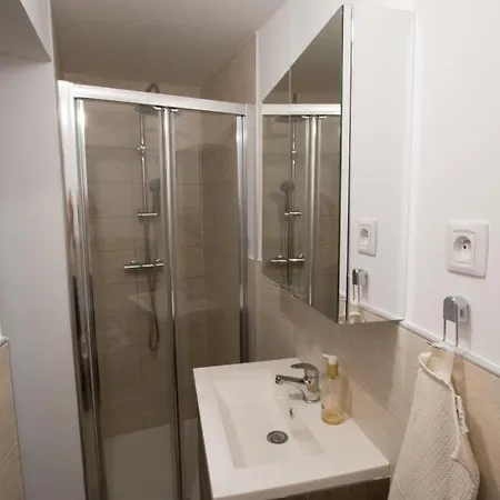 Studio L'annexe - Centre, Climatise Apartment